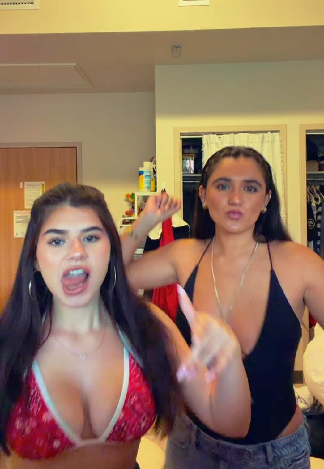 @jadeee