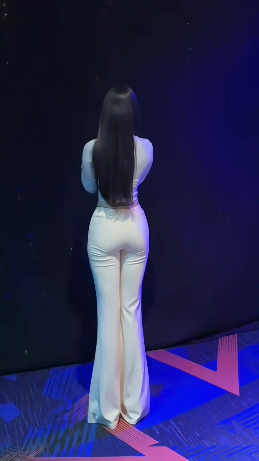 @Domi