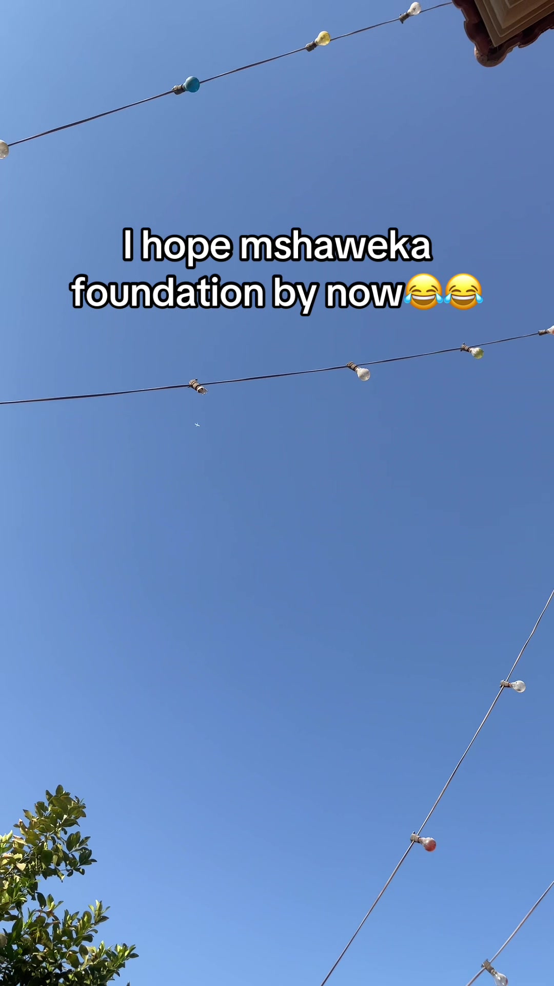 @MAkENa.