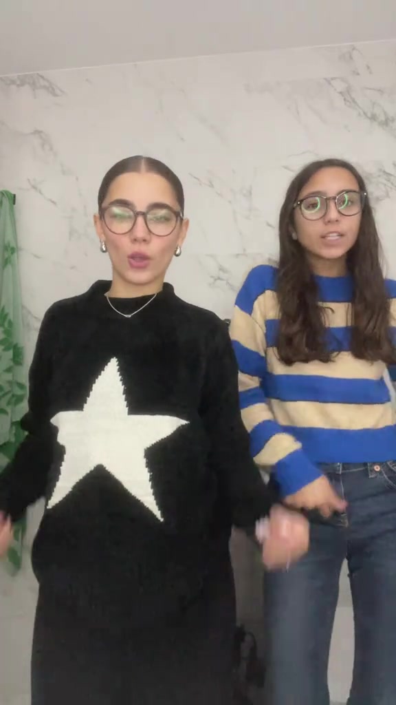@daniela ๐