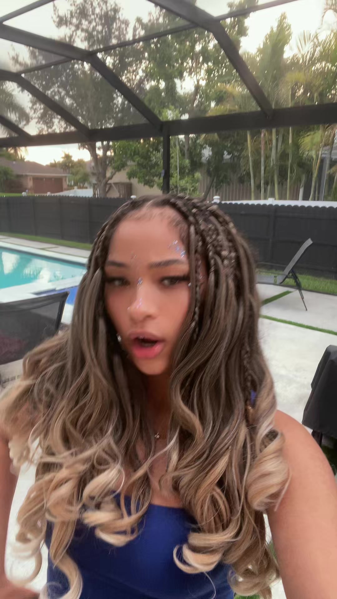 @Ari 🧃