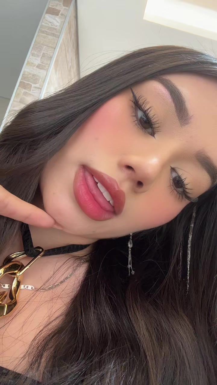 @Karensantamaria02