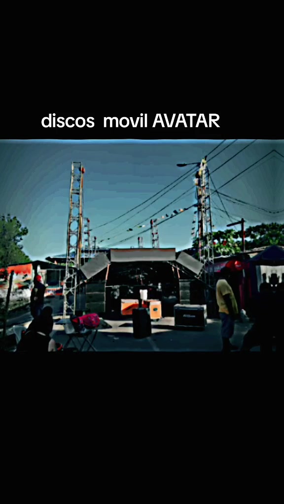@Adán