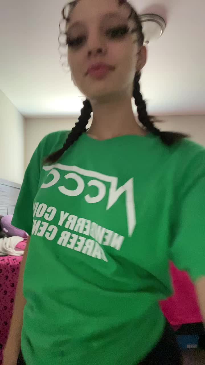 @pretty.girlbella