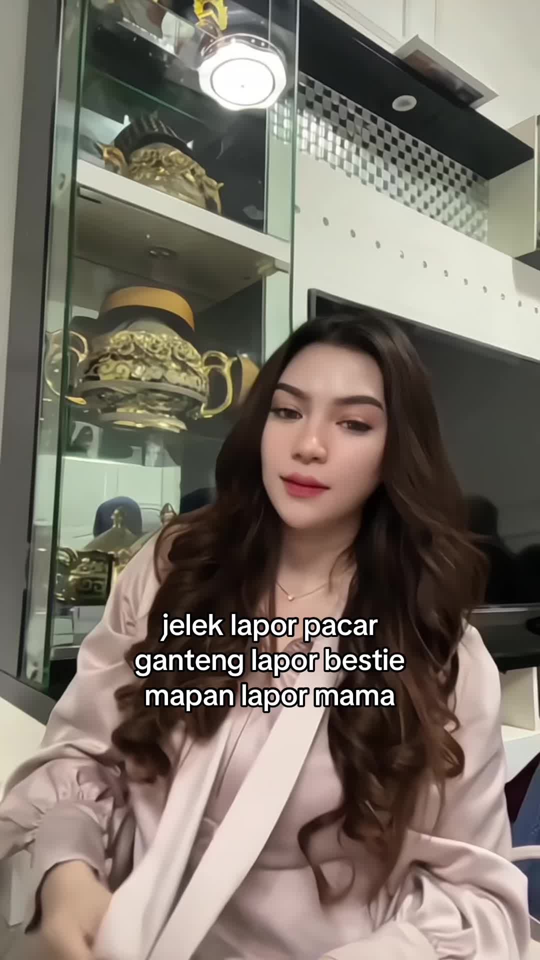 @𝐬.