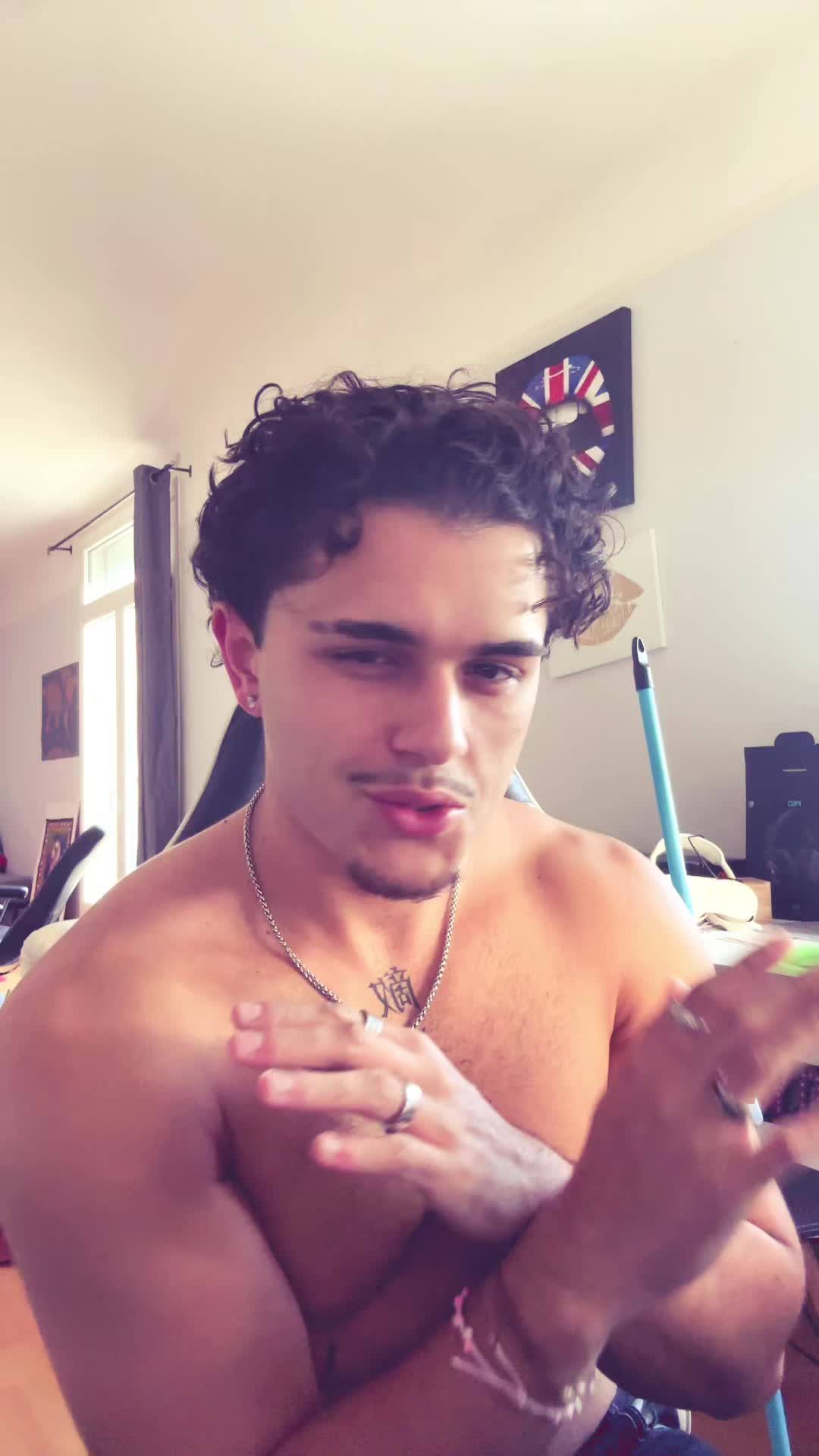 @Oscar
