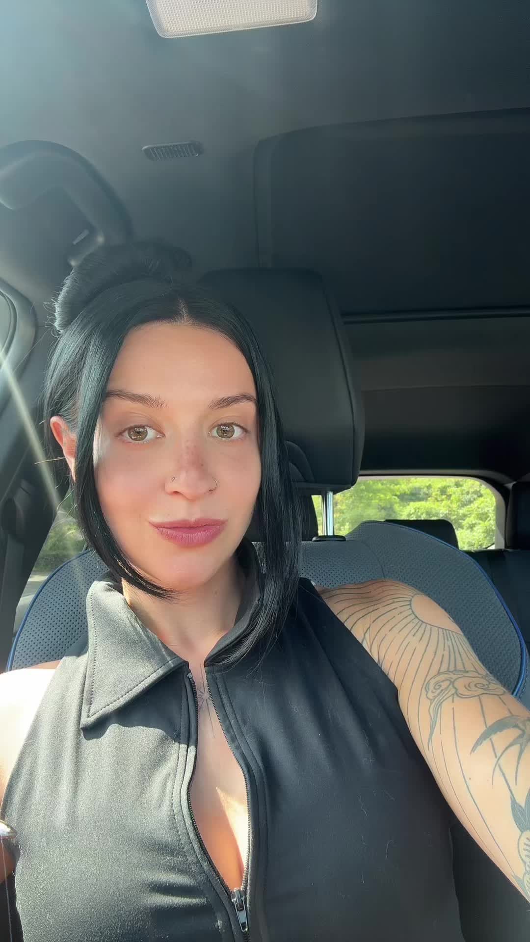 @pineappleprincess_37