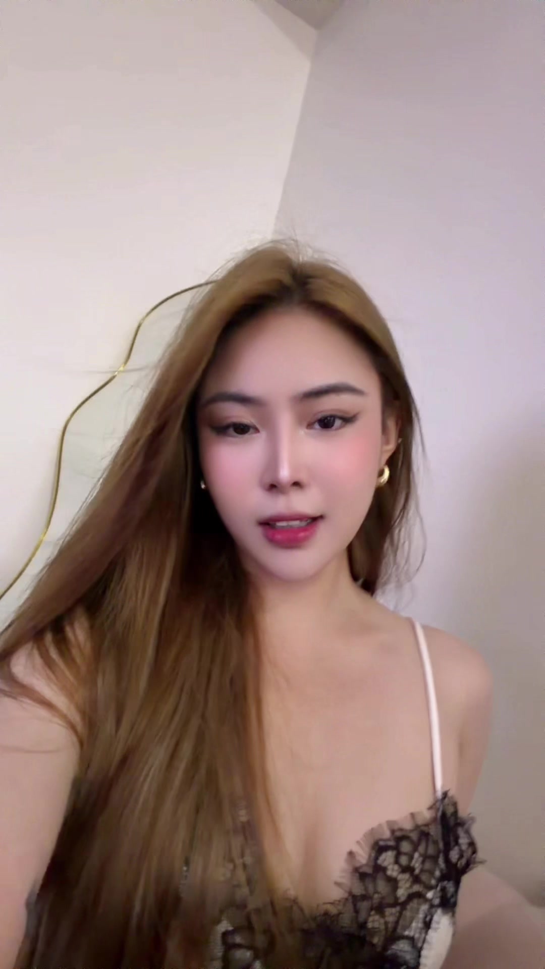 @nikkie_sy