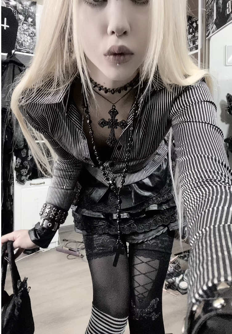 @♱⃓𝔡𝔞𝔪𝔫⚔︎𝔴𝔦𝔱𝔠𝔥𝔮♱⃓