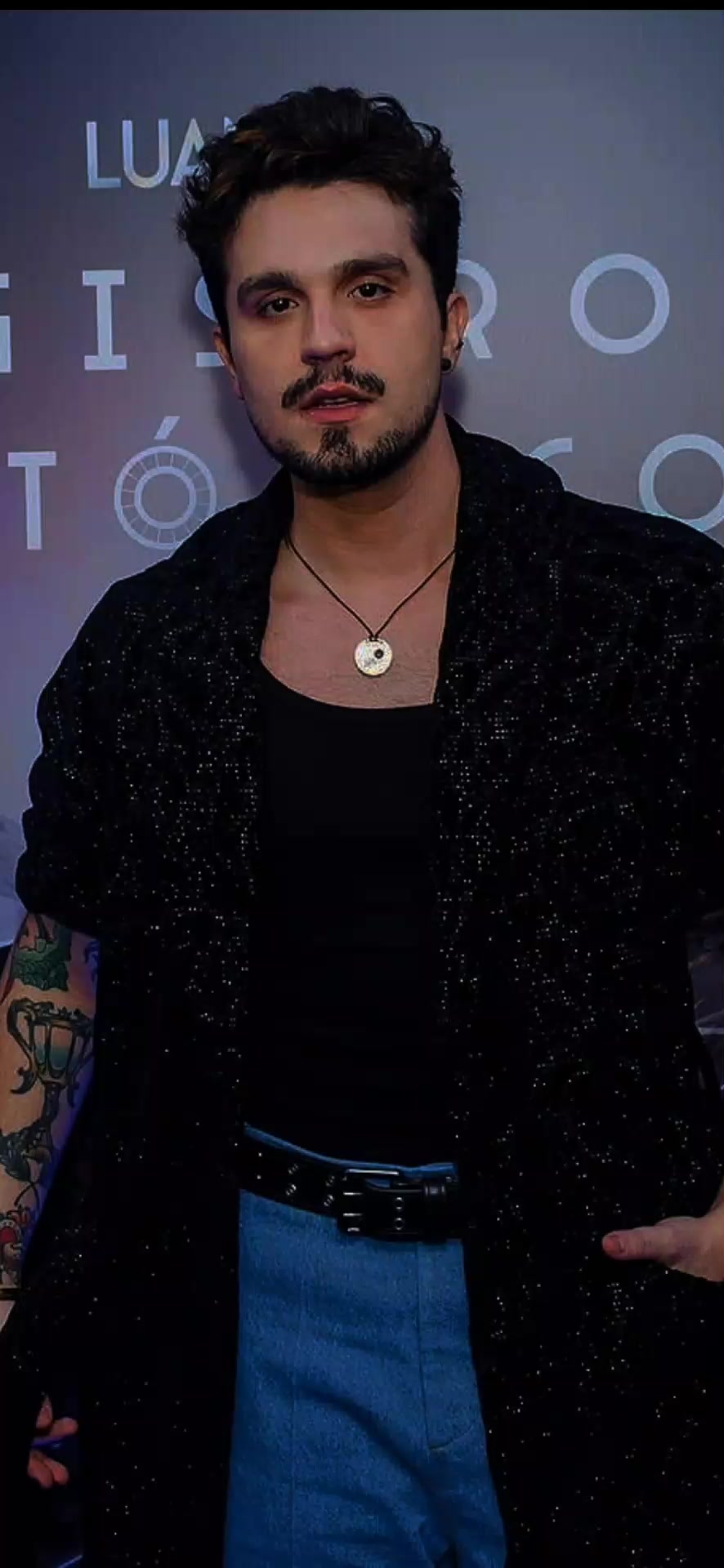 @😌