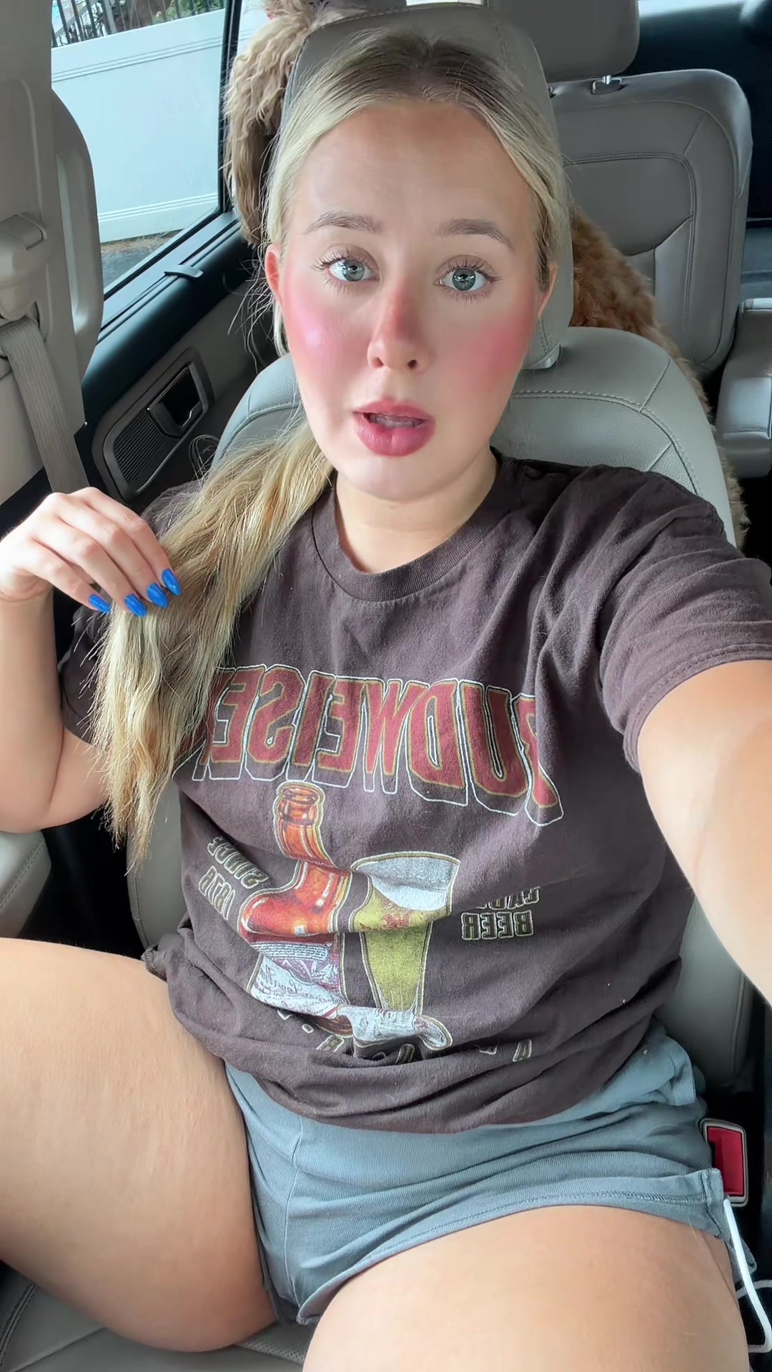 @Itsthespacecowgirl