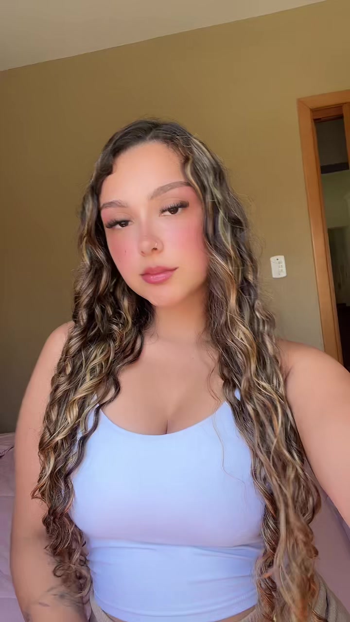 @laura_zimpek