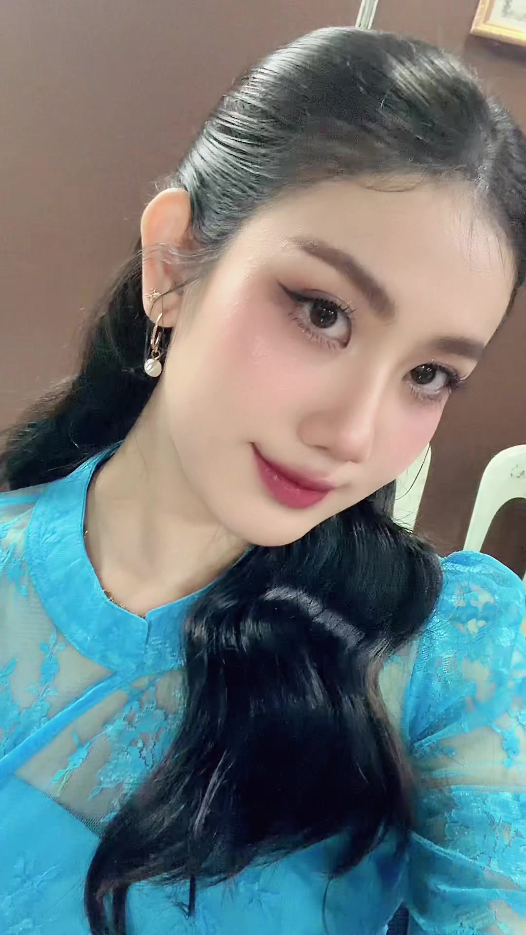 @Hmue Tha Khin Ko officalâ