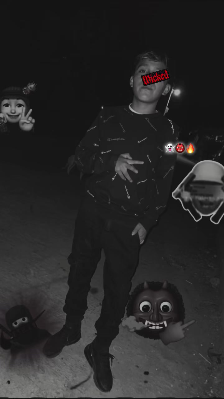 @🕸️🧔🏽كوYímį