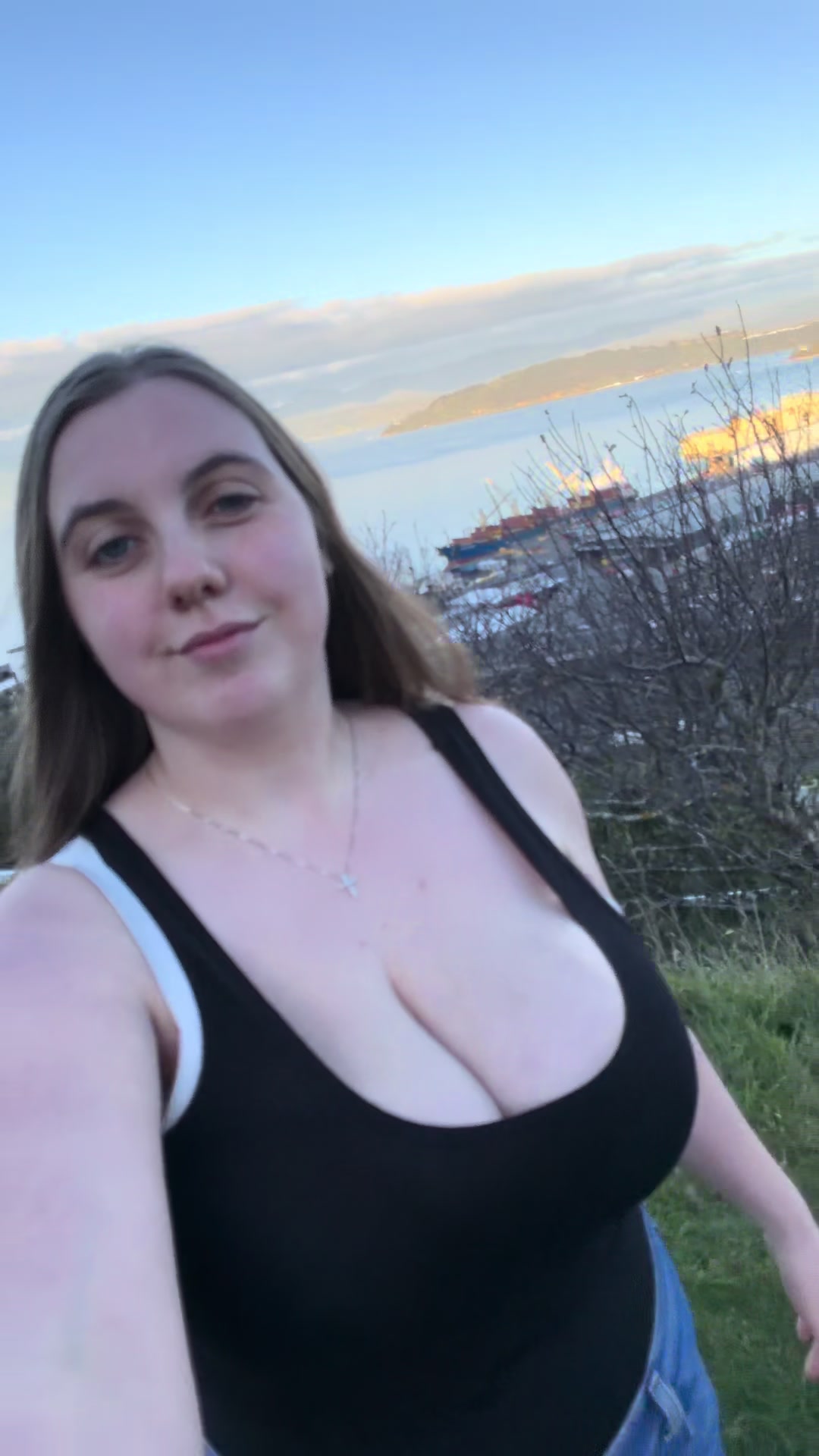@kiwimilkmaiden