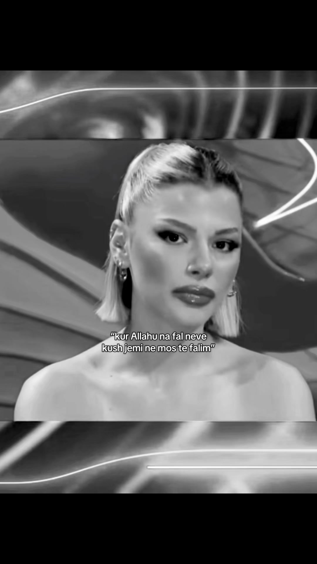 @🖤