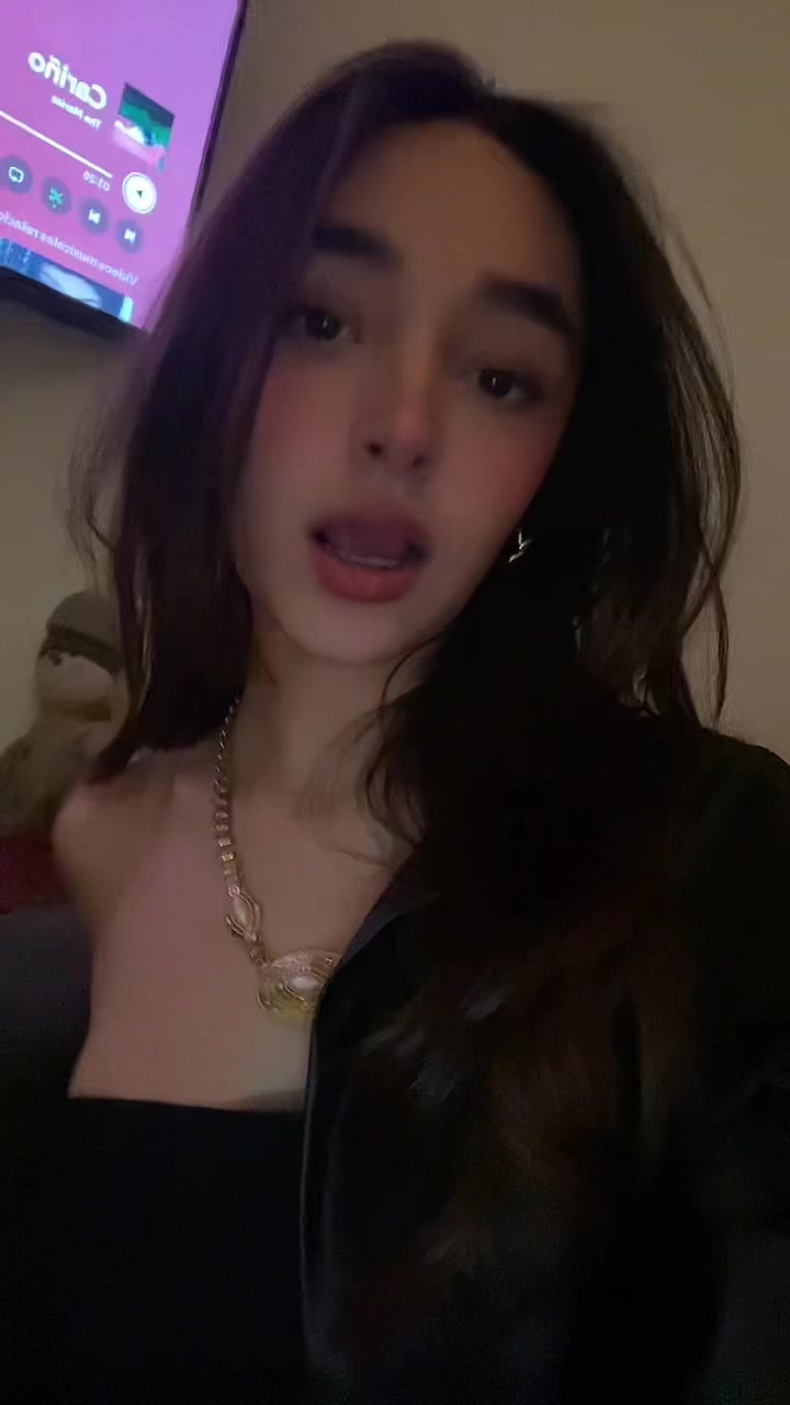 @bella