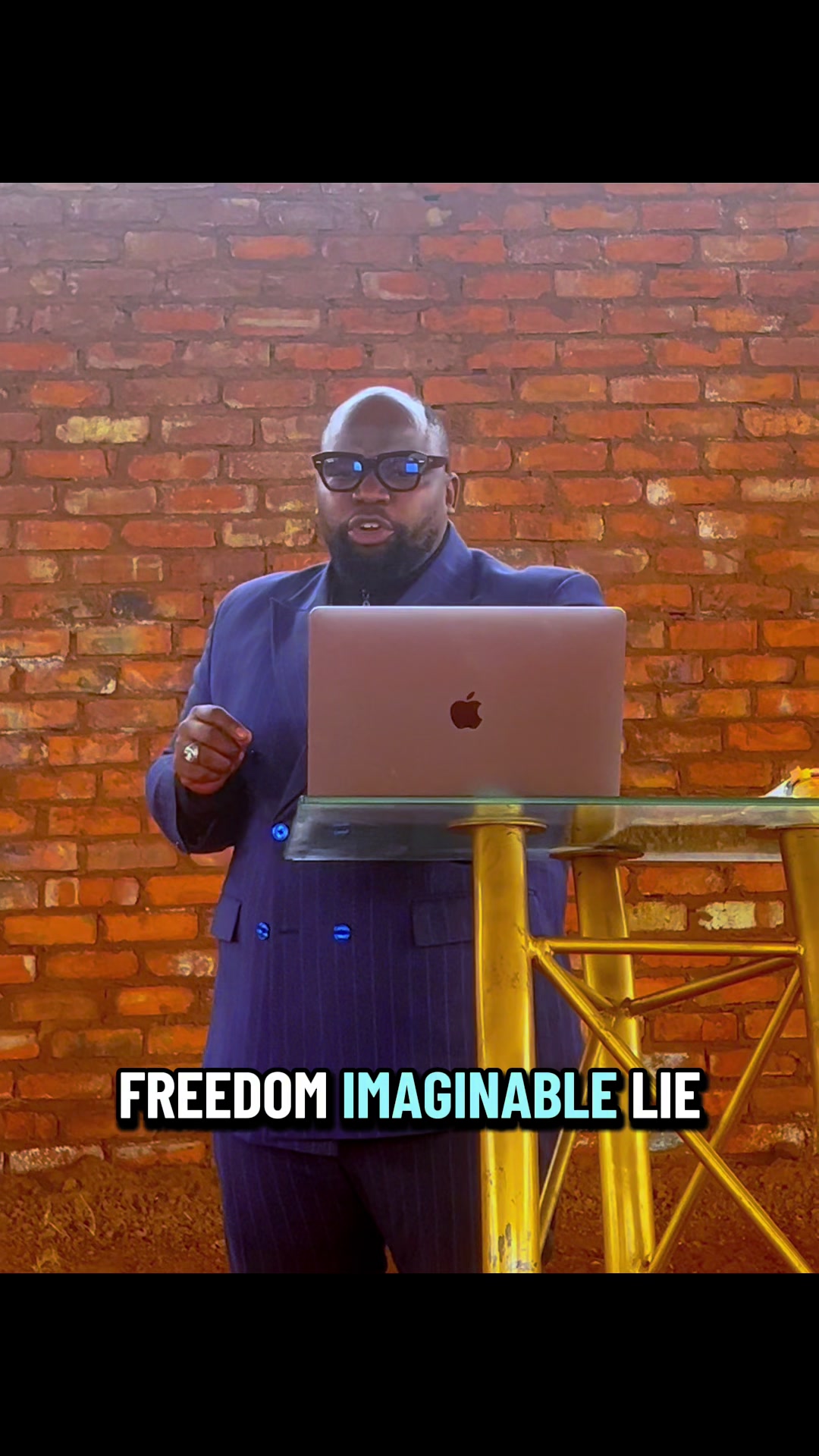 @KennethMolefeSenior