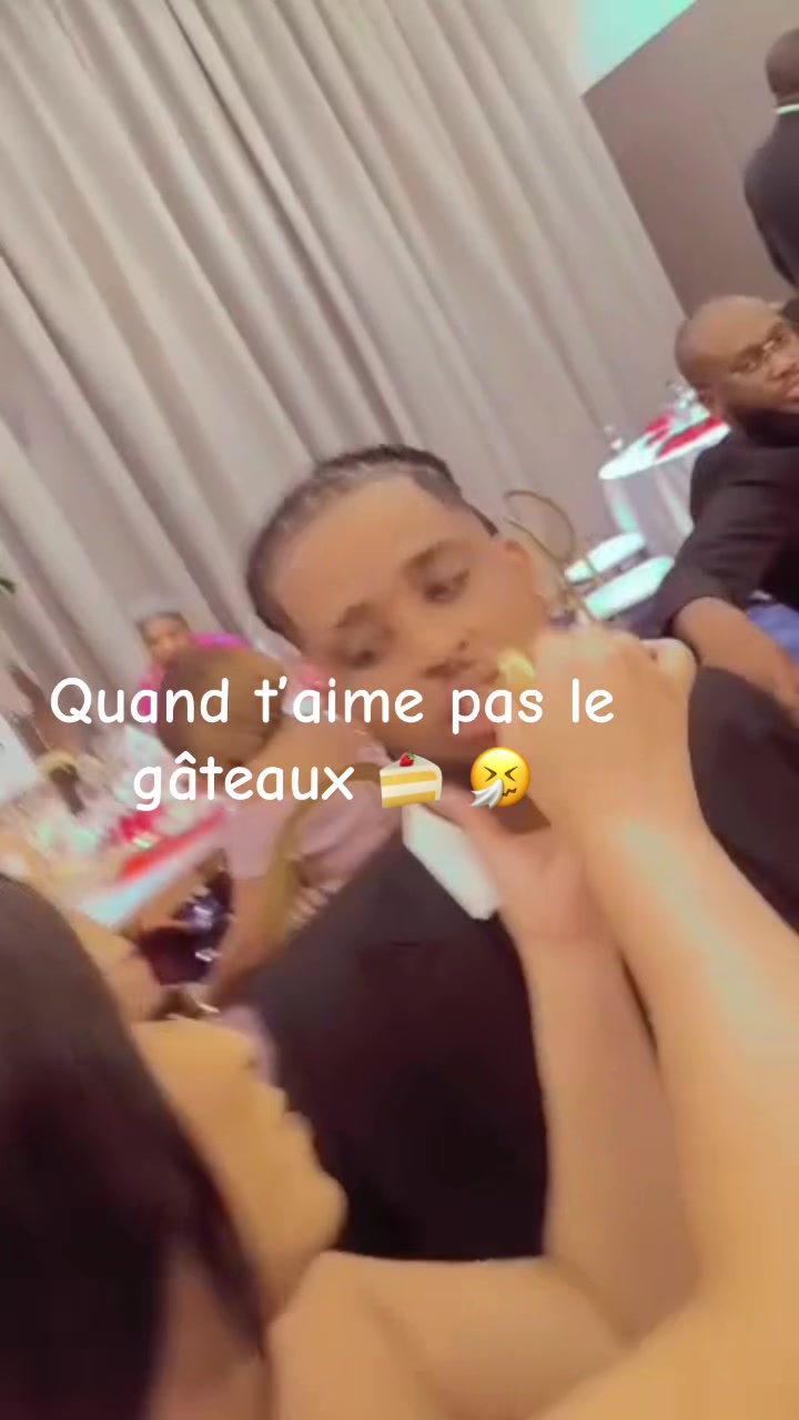 @BellyAmaral 🧸🇨🇩🇵🇹
