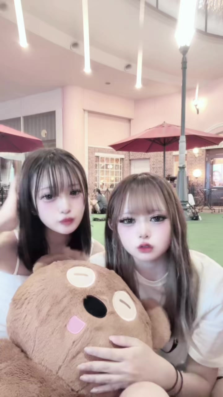 @きゅらら