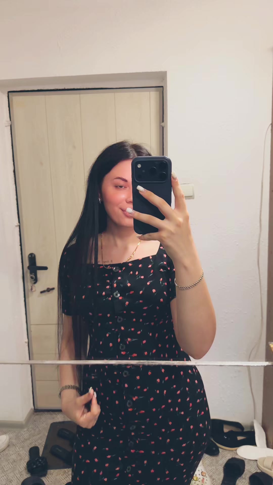 @Angelina_005