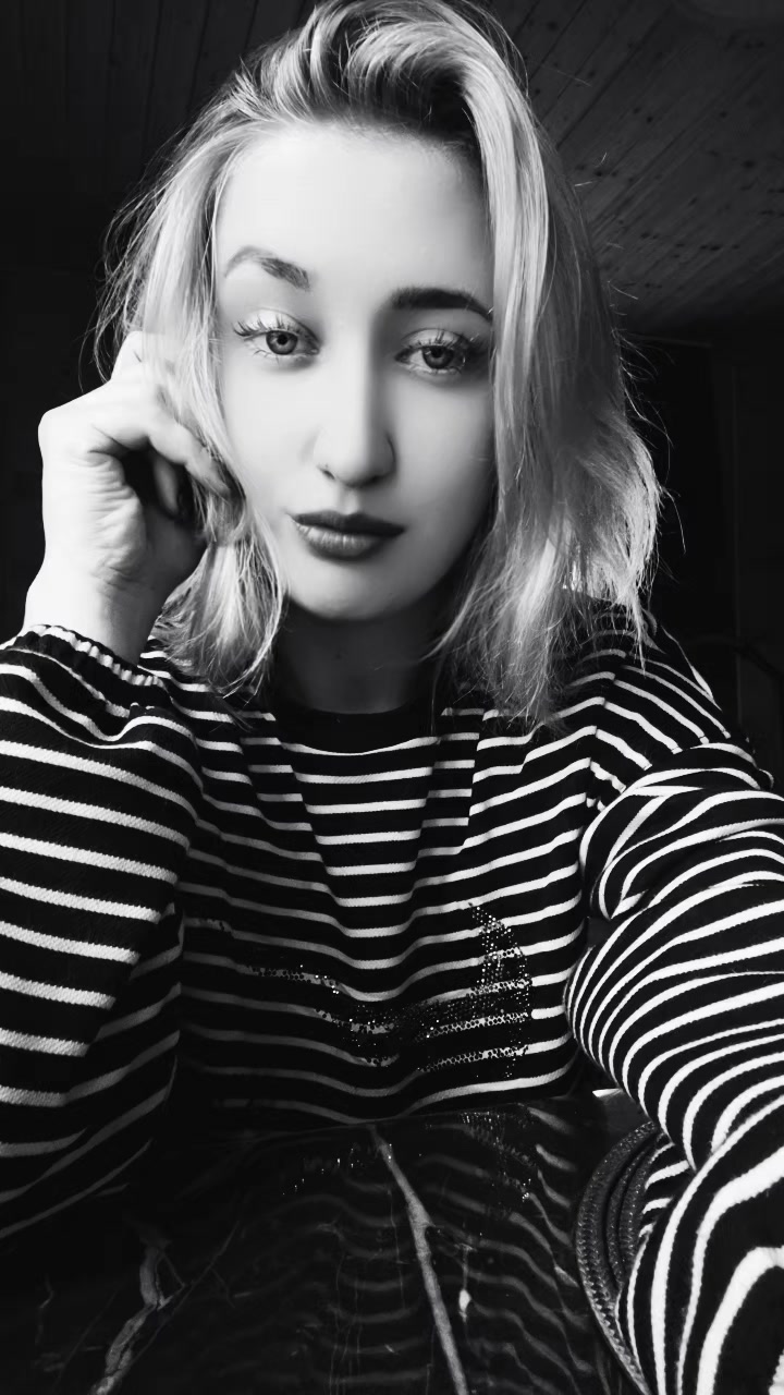 @💋✟Ӎἰṩṧ Ⱪᾆᶈᵲḭž✟ 💋
