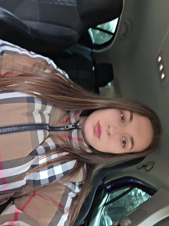 @Madame_M