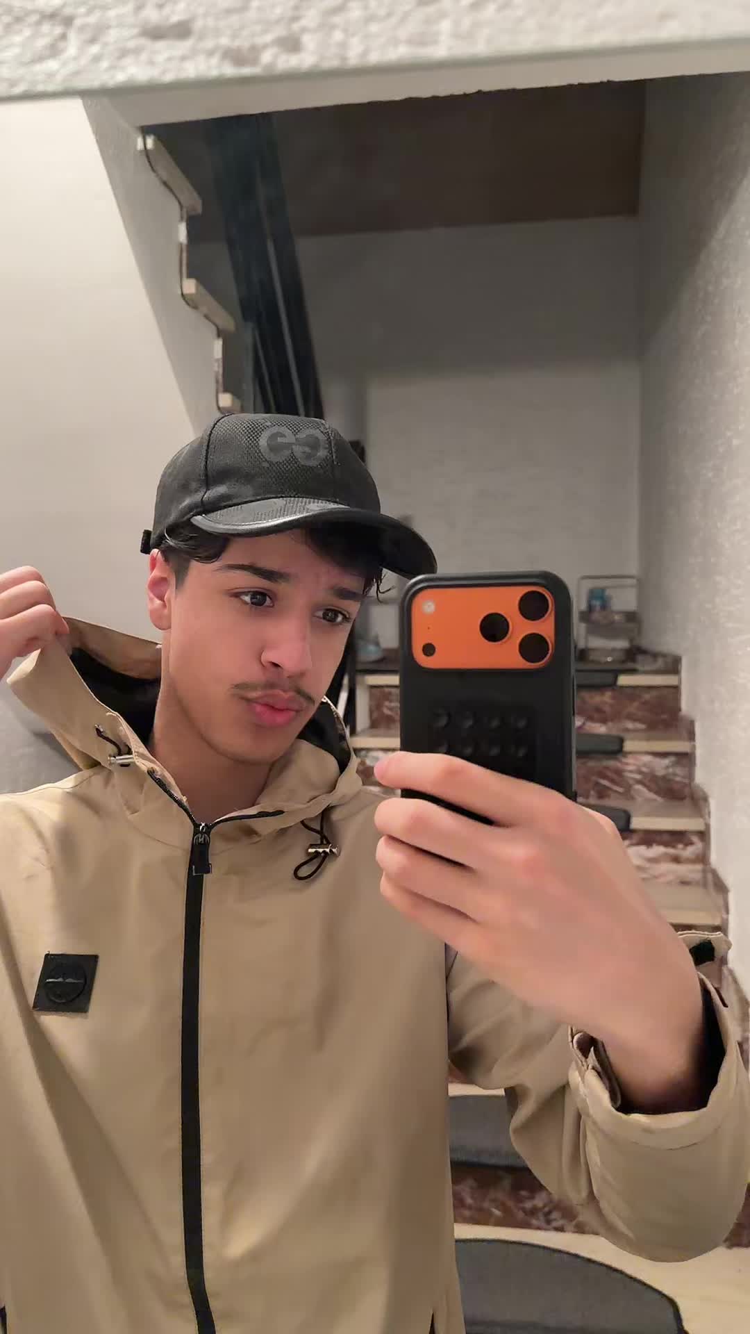 @Hewadbroo