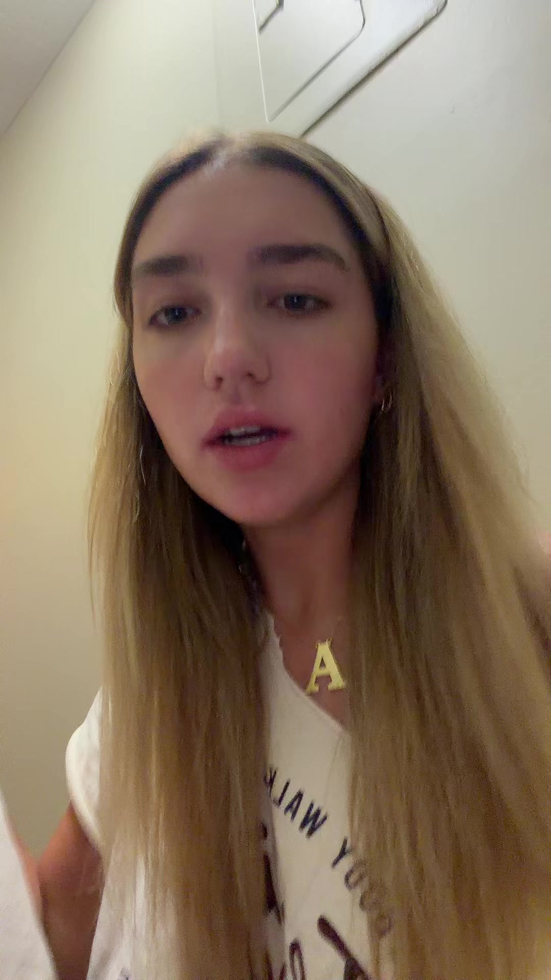 @anna