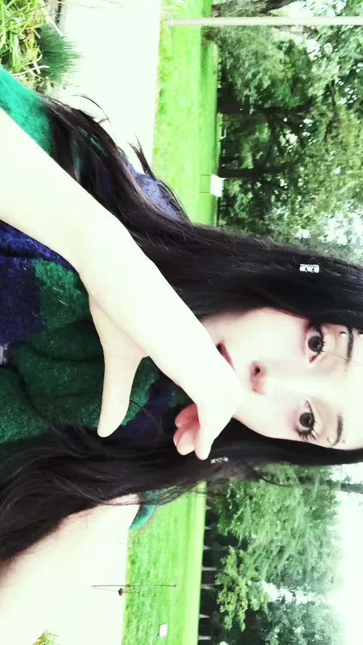 @lia<3