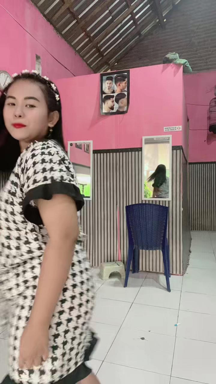 @SOFI SALON