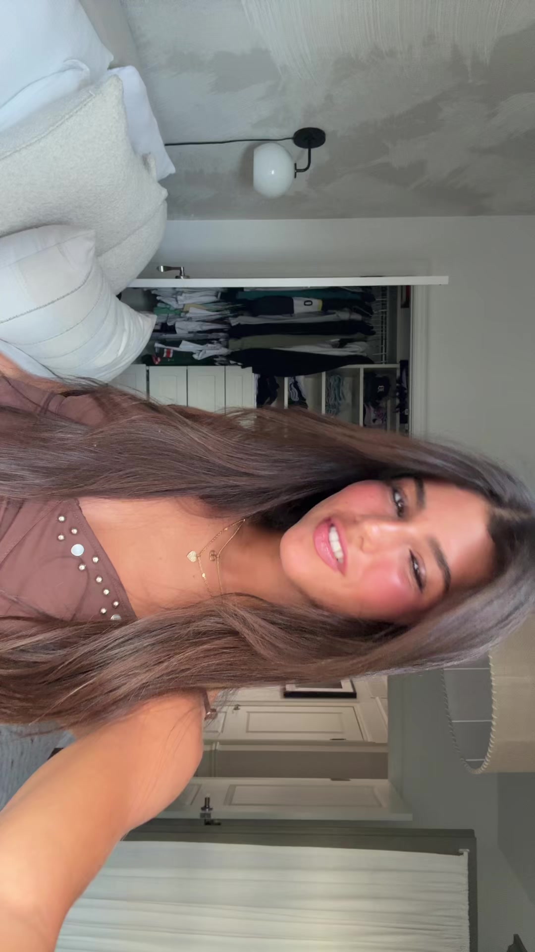 @Lo