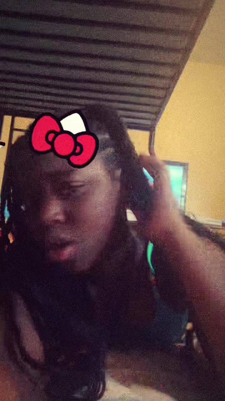 @thatgirl_Nyia