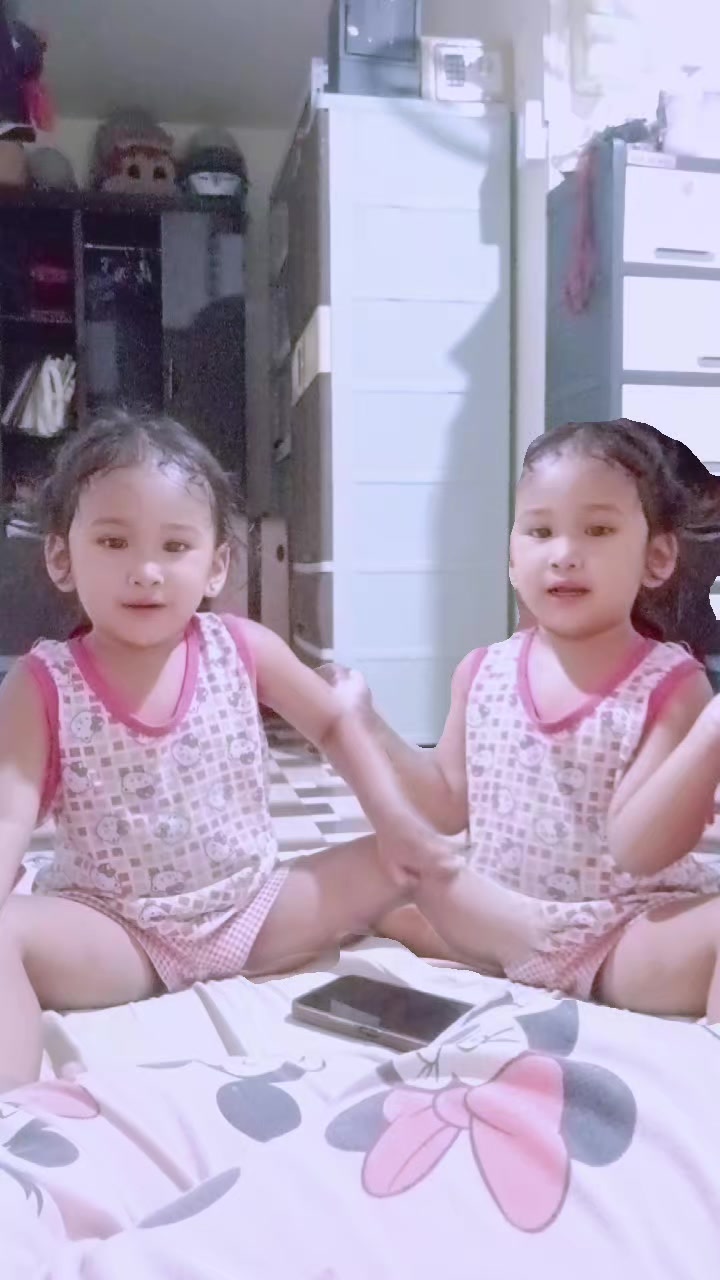 @Christine Aquino