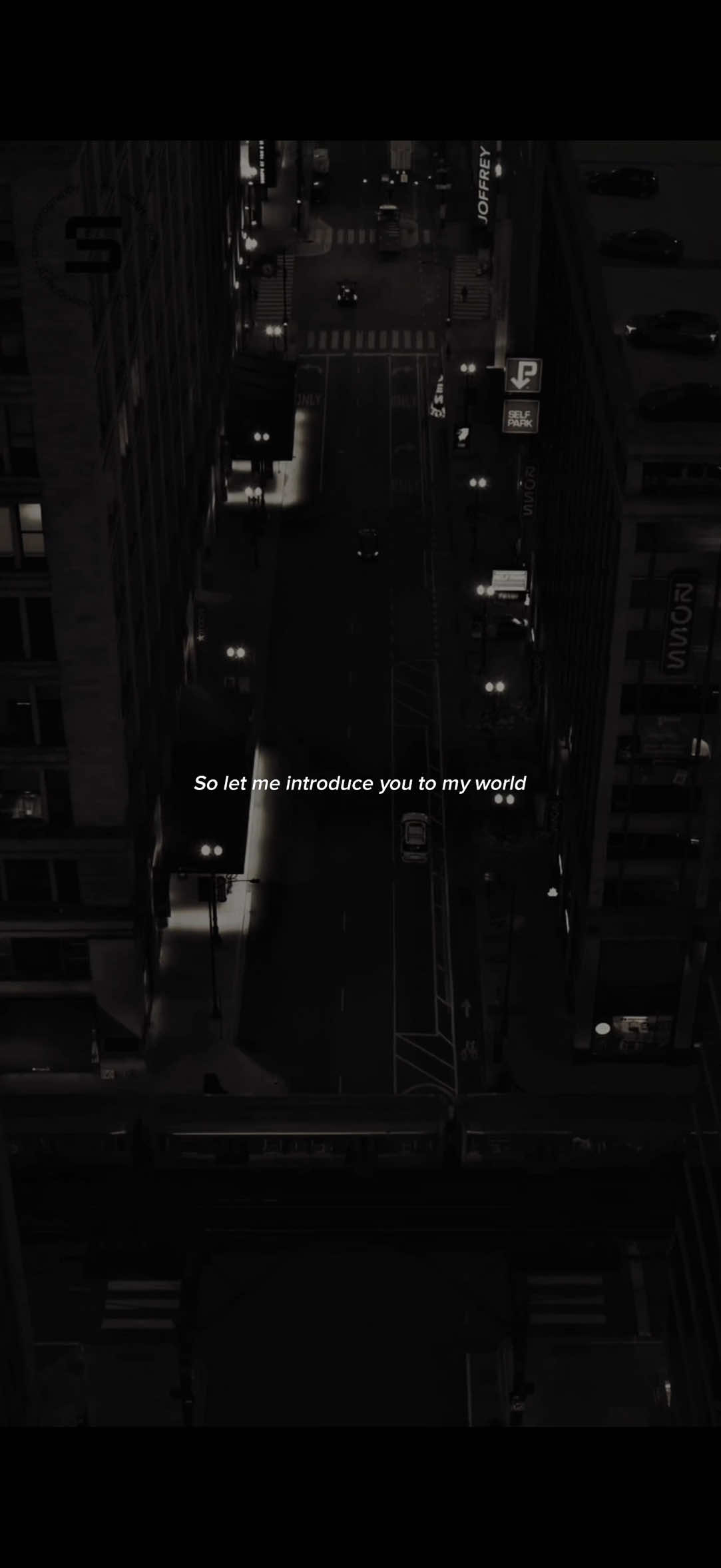 @🎧