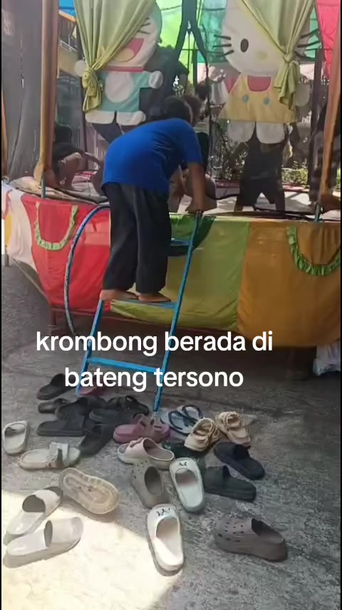 @Mak Krombong