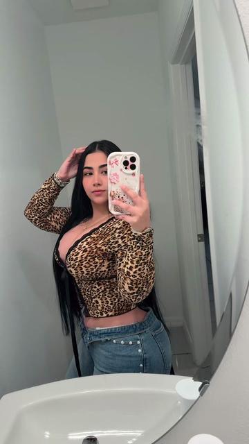 @MARi❤️🐝