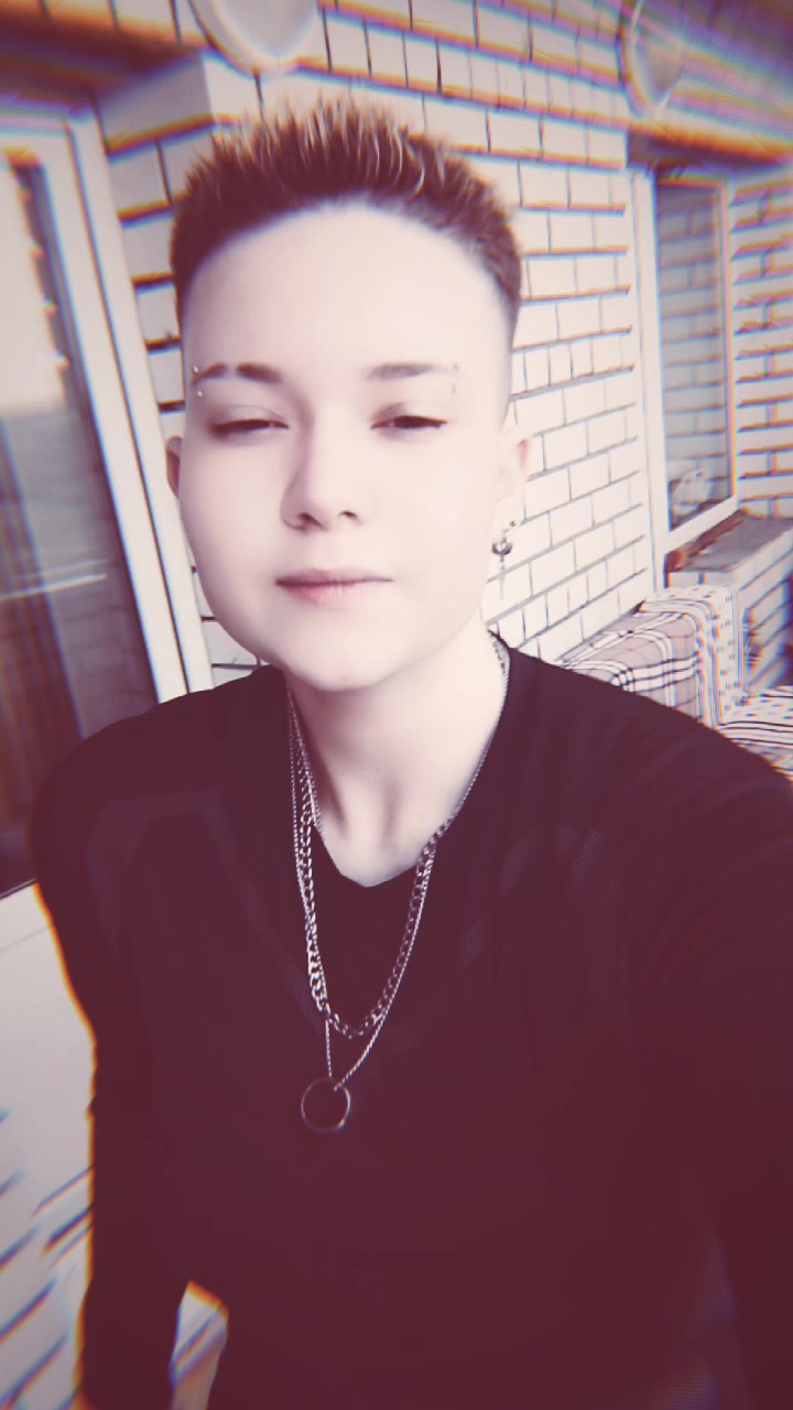 @😈