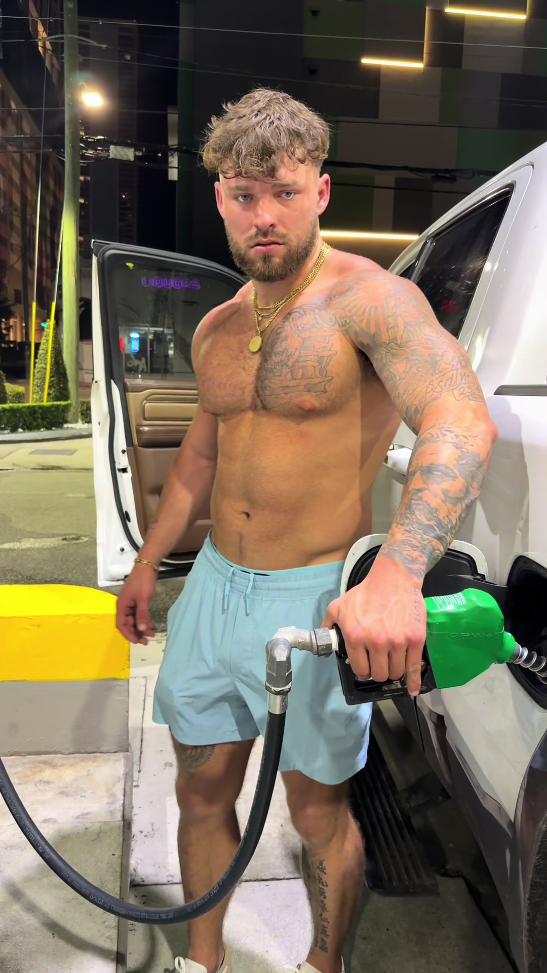 @bhizzi