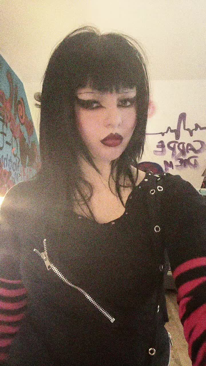 @batsbeneathme