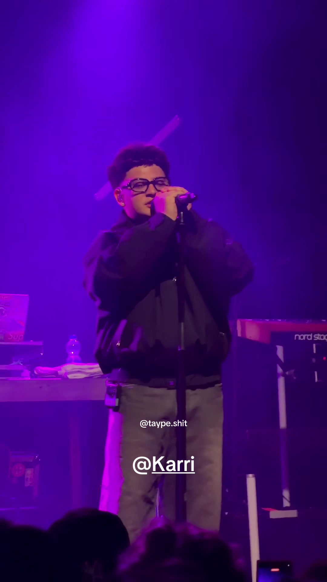 @Taype Shit