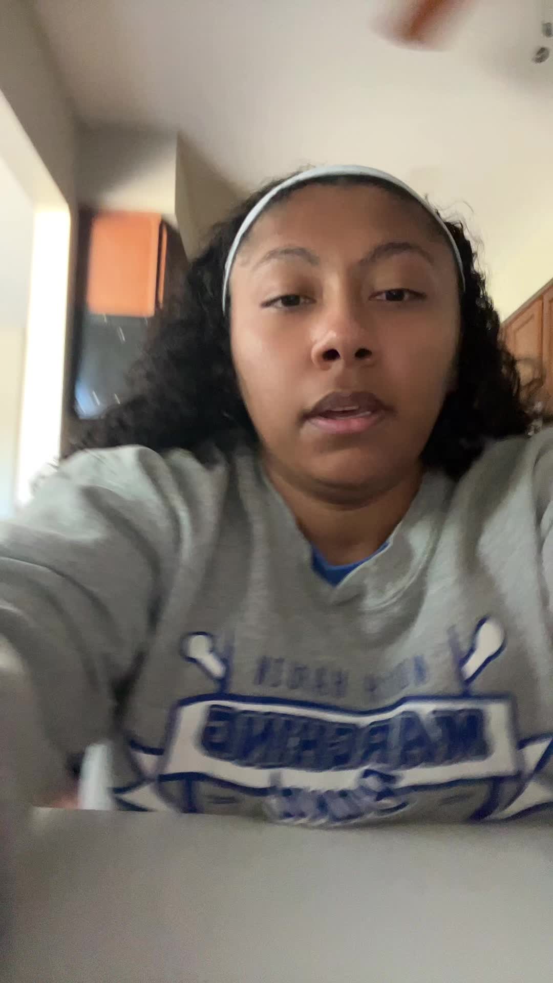 @iguessitsstarr
