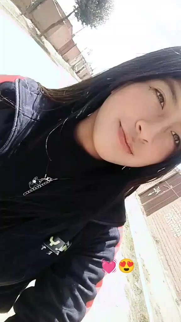 @🤤 pandita 🐻