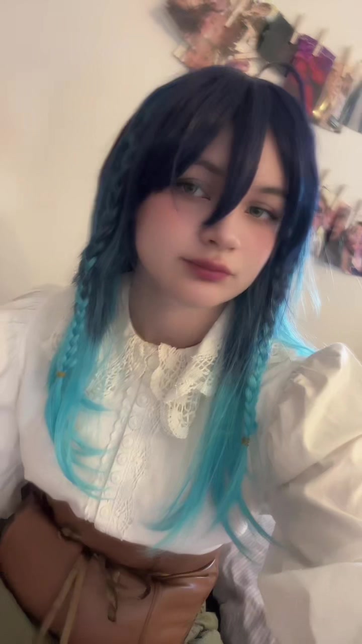 @emmaxcos_