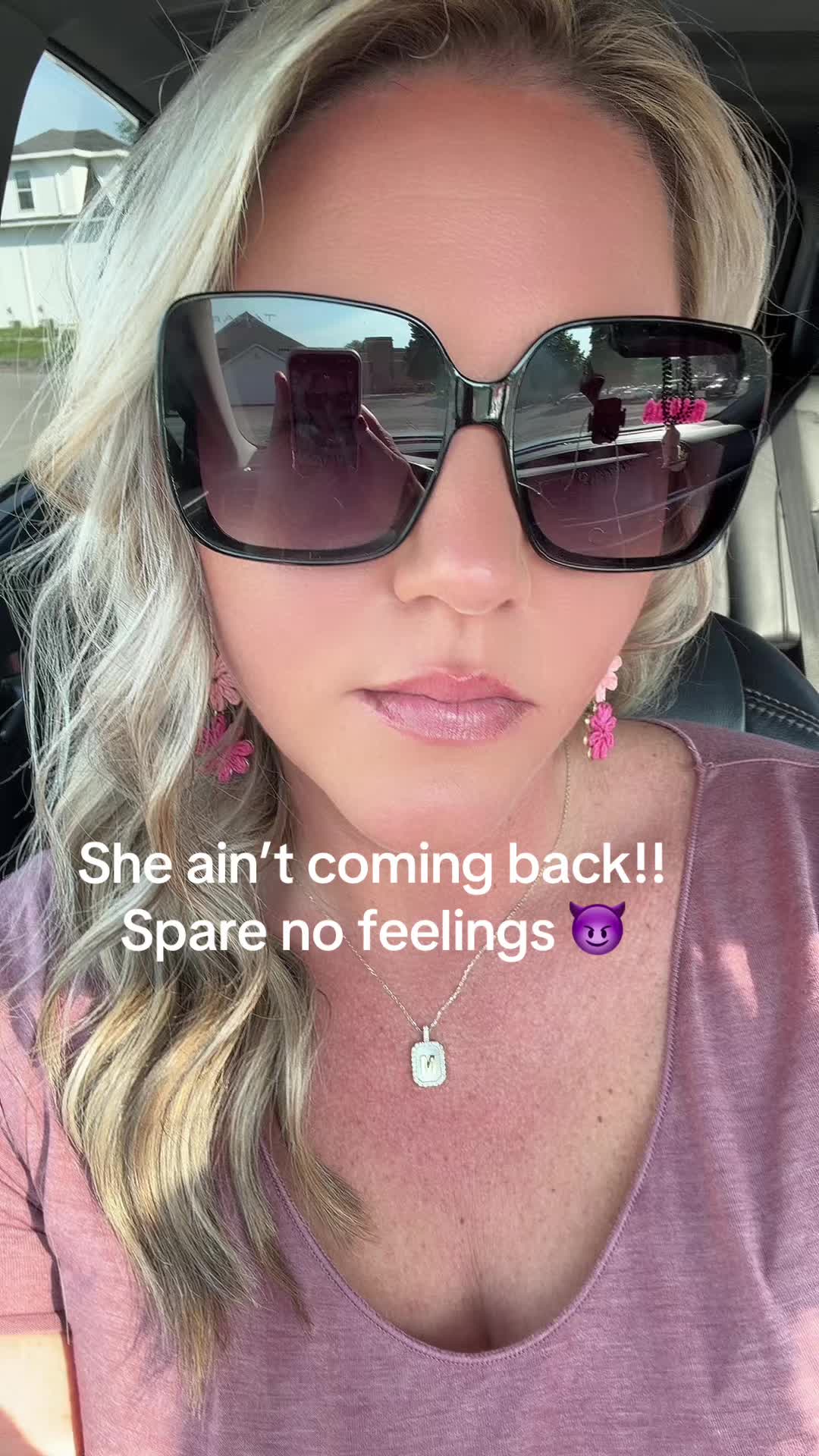 @SelfieQueen57👑