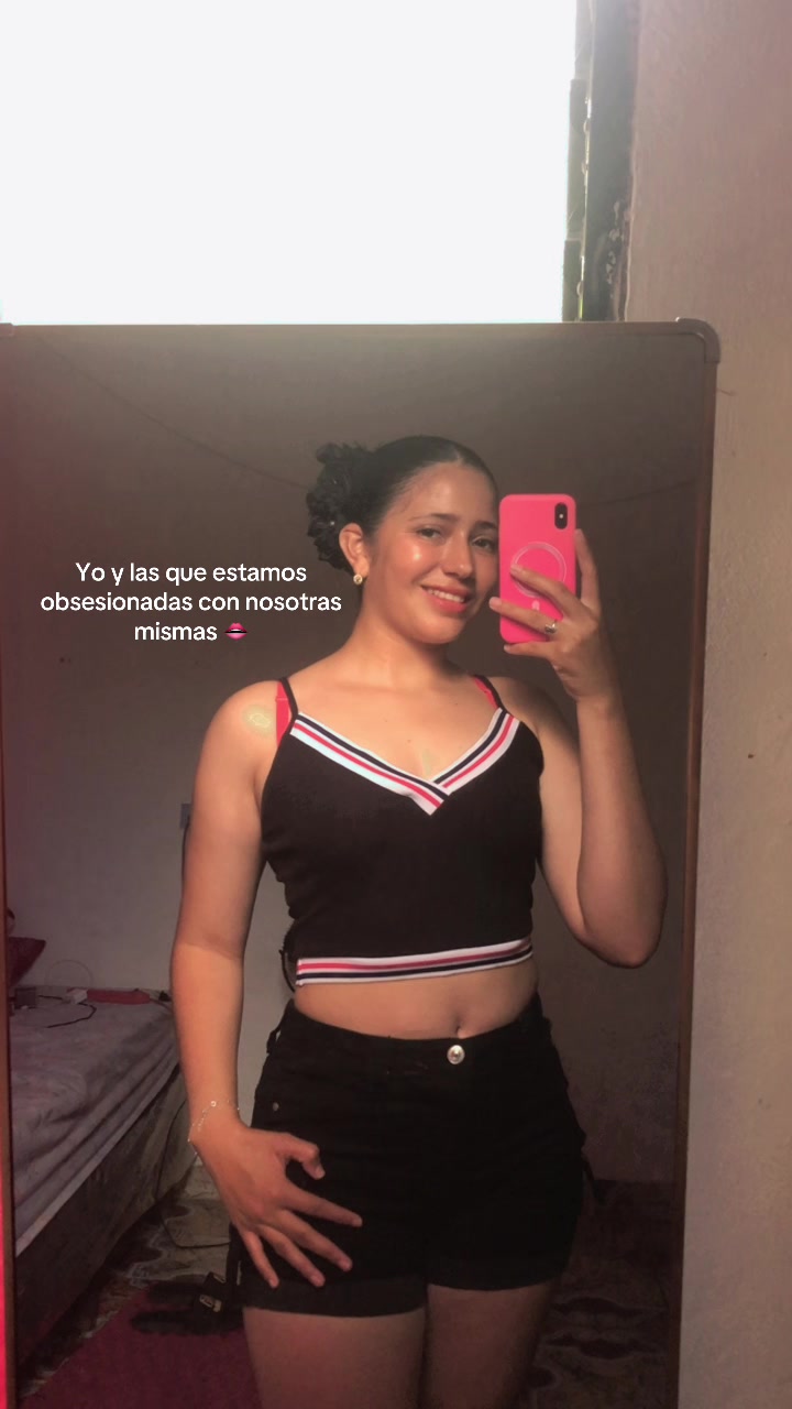 @🫰🏻castellanos 🍒