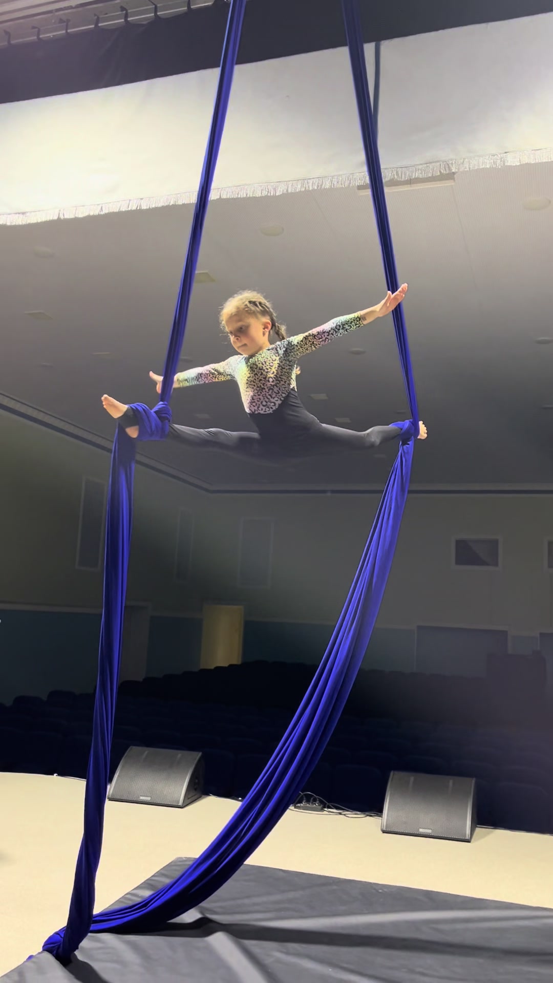 @Aerial monk studio