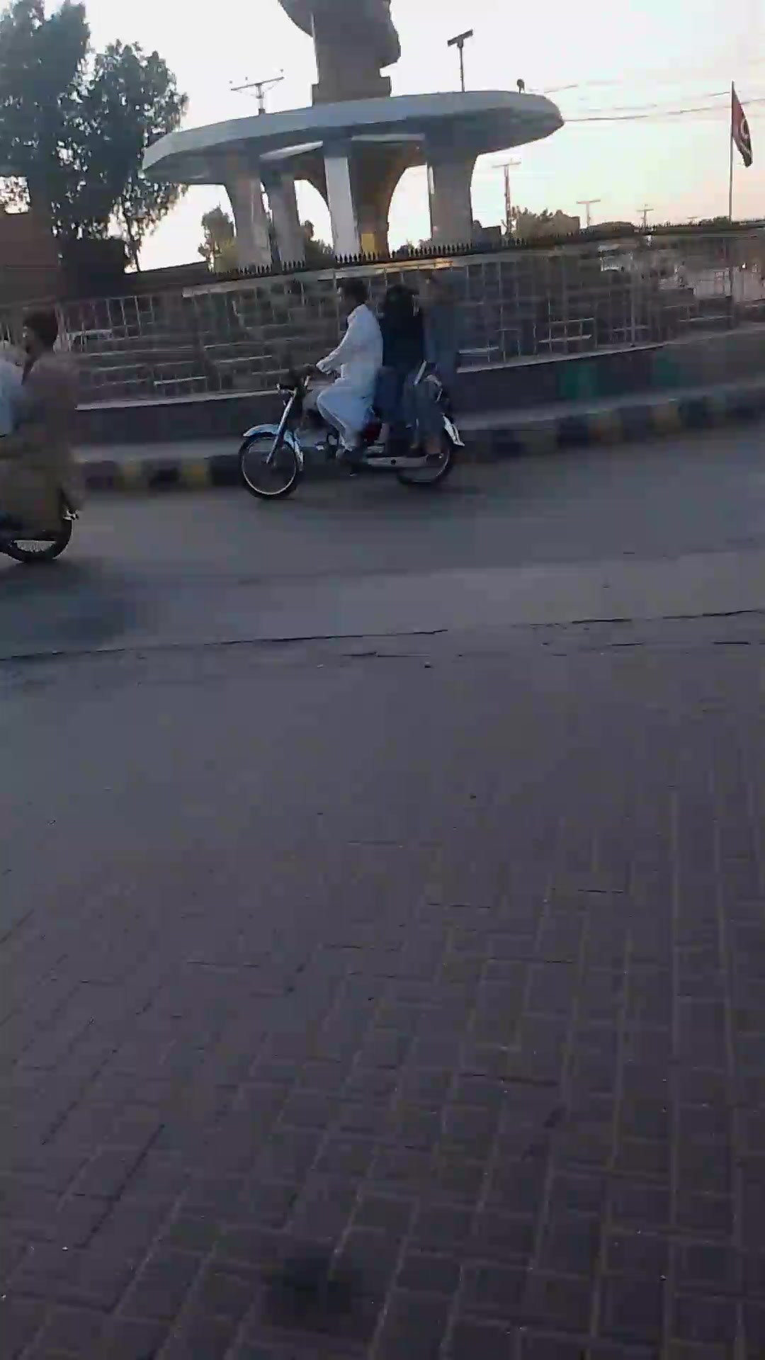 @Akhtyar Baloch