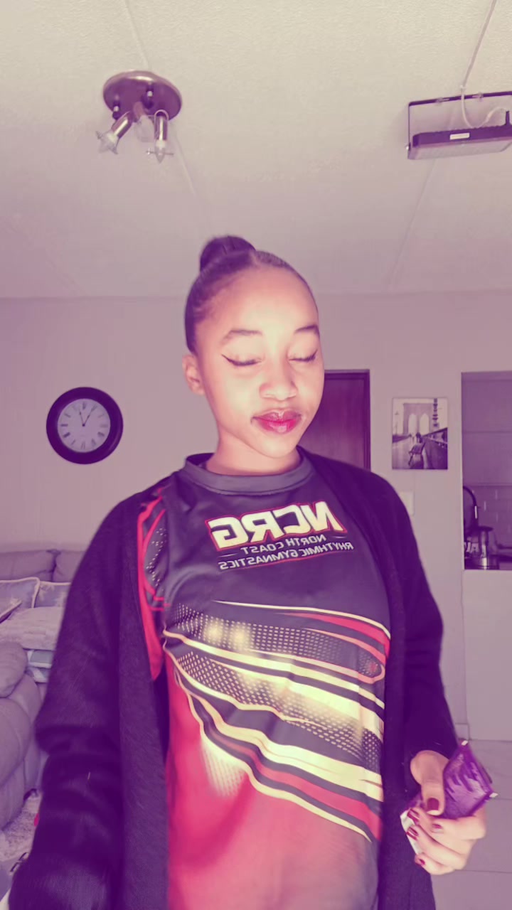 @Tee🤍🫧!