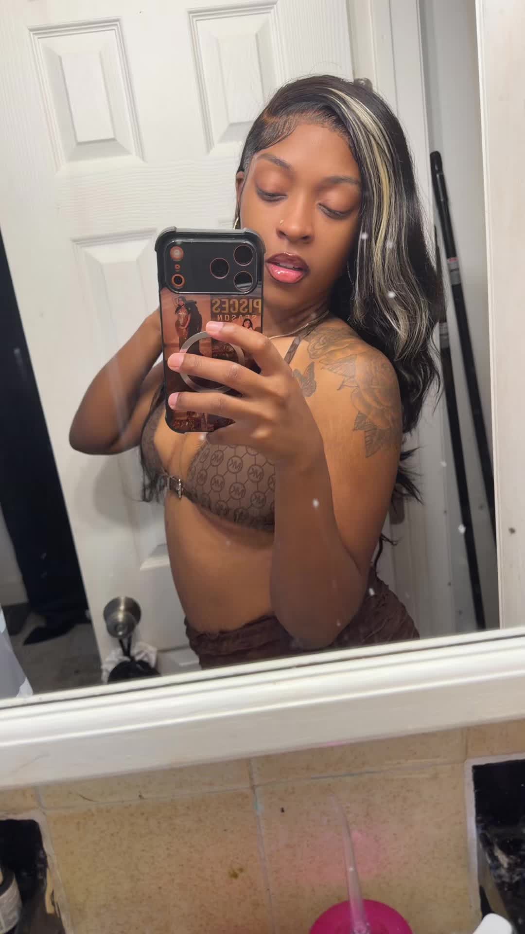 @Kayydiorr